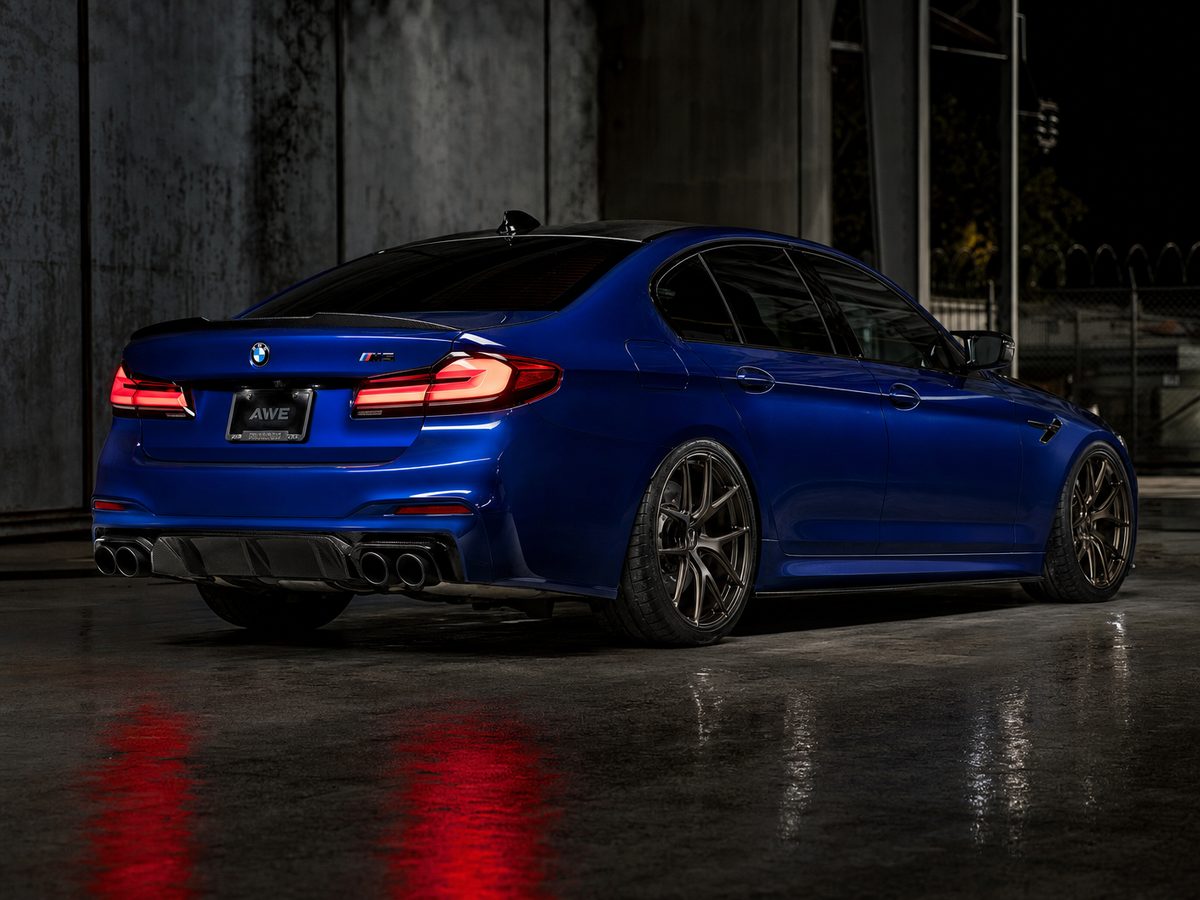 黑丝 BMW M5改装视频